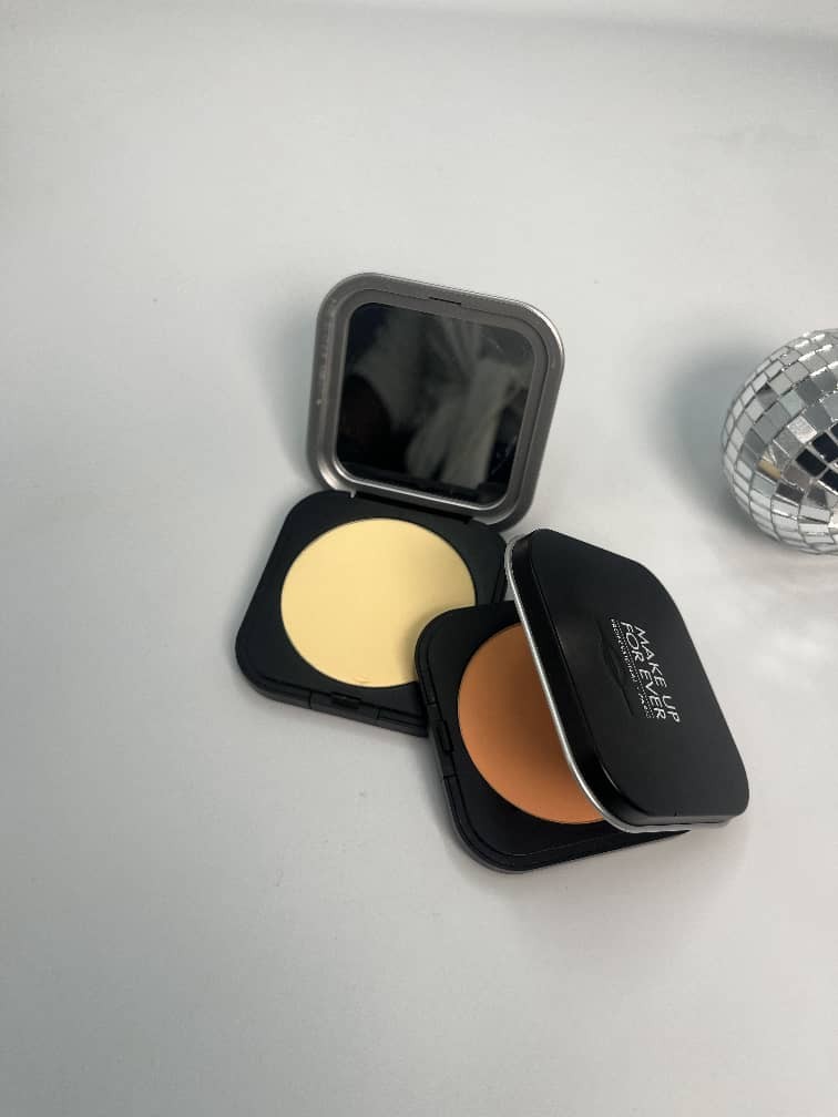 MAKE UP FOREVER PRESSED POWDER